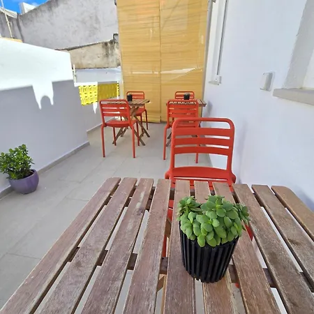 Melbourne Lane Hostel
